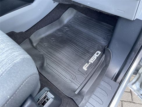 Used 2023 Ford F150 XLT AWD/4WD image 32