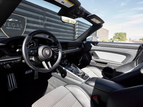 Used 2023 Porsche 911 Turbo S image 2