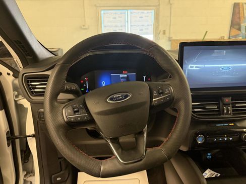 Used 2023 Ford Escape ST-Line w/ Tech Pack #1 image 15