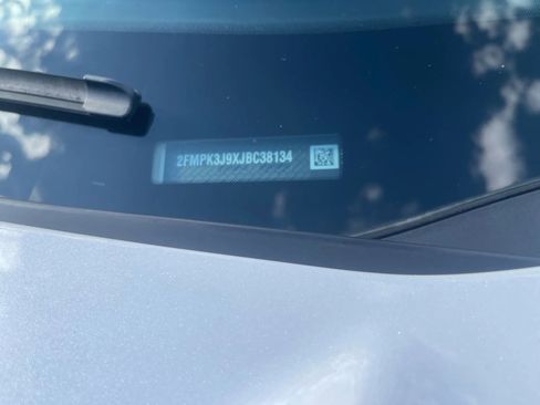 Used 2018 Ford Edge SEL w/ Equipment Group 201A image 31