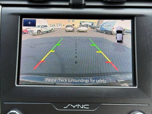 Used 2020 Ford Fusion SE FWD image 32