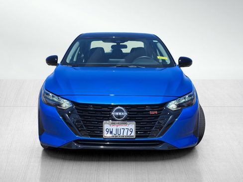 Used 2025 Nissan Sentra SR w/ SR Premium Package FWD image 2