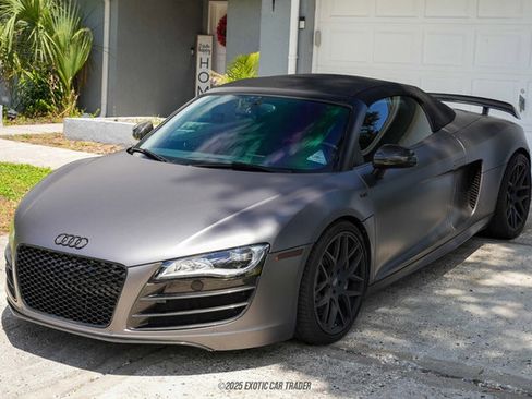 Used 2011 Audi R8 V10 image 22