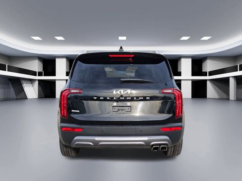 Used 2022 Kia Telluride S image 5