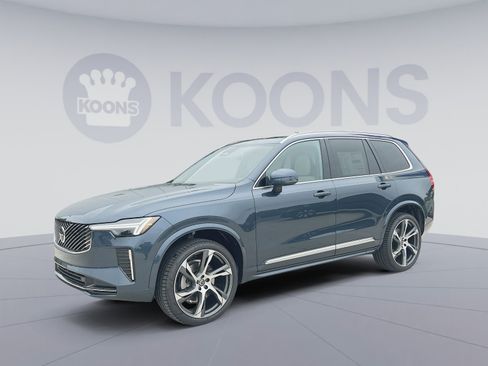 New 2026 Volvo XC90 B5 Core w/ Protection Package AWD/4WD image 1