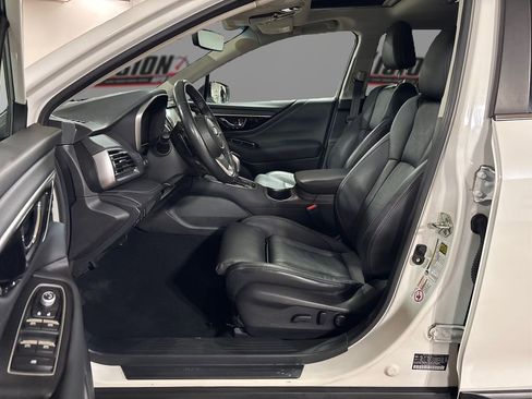 Used 2020 Subaru Outback Limited AWD/4WD image 9