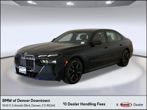 Used 2025 BMW 760i xDrive w/ Executive Package image 1