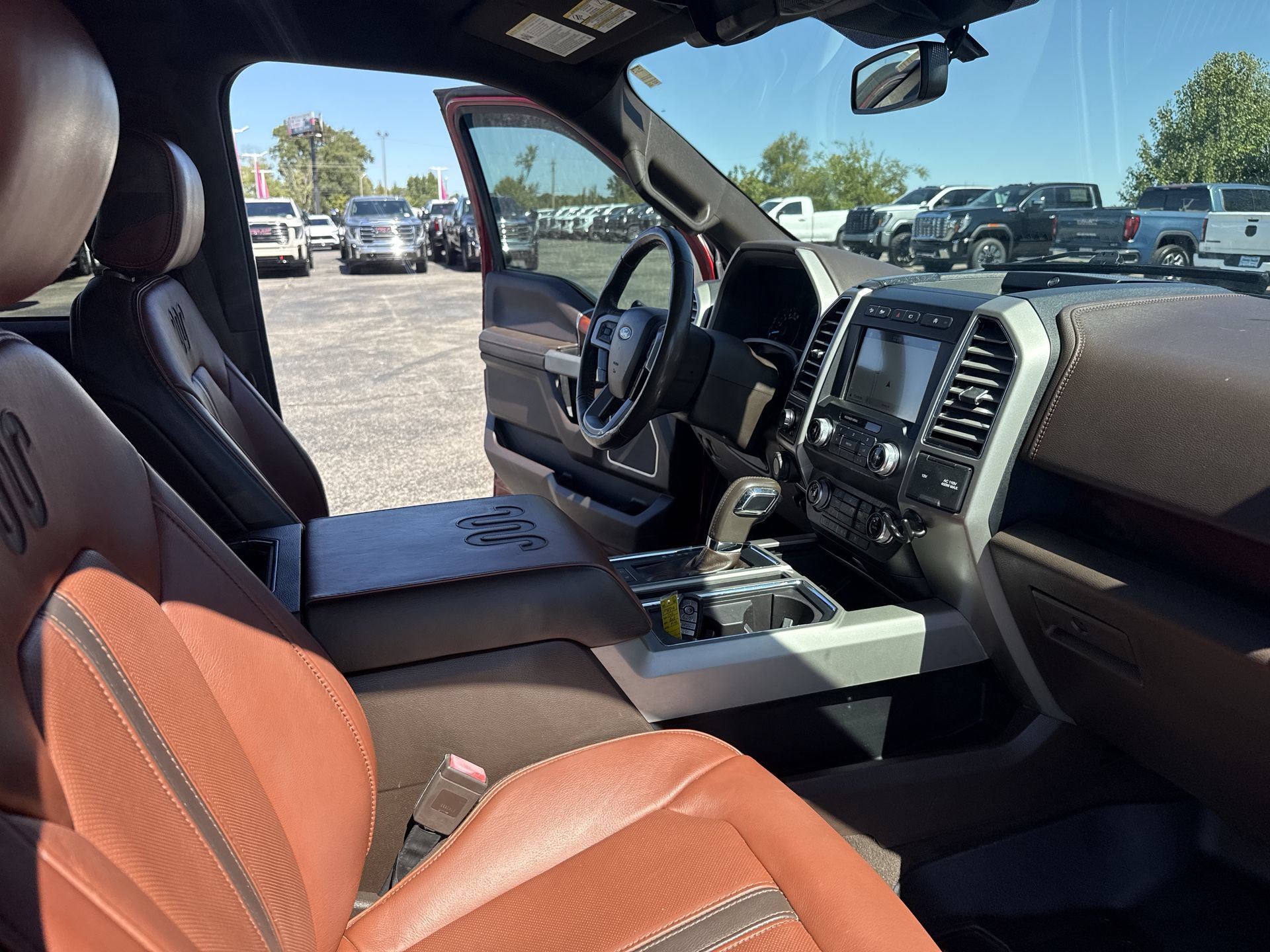 Used 2019 Ford F150 King Ranch w/ Equipment Group 601A Luxury AWD/4WD image 35
