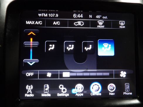 Used 2017 Jeep Cherokee Latitude w/ Safety/Convenience Group AWD/4WD image 23