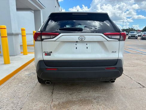Used 2025 Toyota RAV4 XLE Premium FWD image 7
