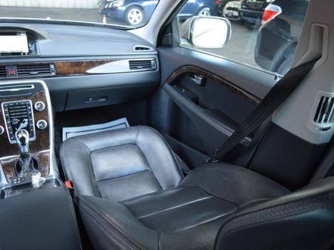 Used 2016 Volvo XC70 T5 Premier w/ Proximity Package FWD image 56