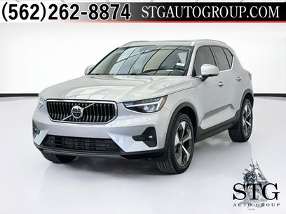 Used 2023 Volvo XC40 B5 Plus w/ Driver Assist Package