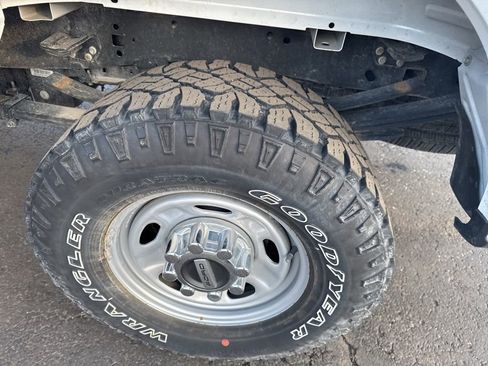 Used 2023 Ford F350 XL w/ Snow Plow Prep Package image 30