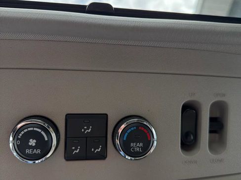Used 2011 Nissan Armada Platinum AWD/4WD image 22
