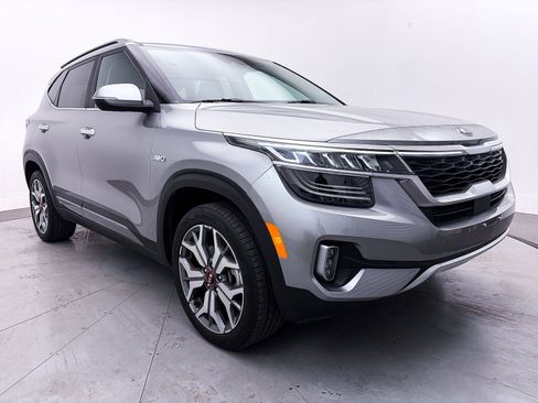 Certified 2021 Kia Seltos SX image 11