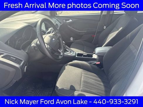Used 2018 Ford Focus SEL w/ Cold Weather Package FWD image 13