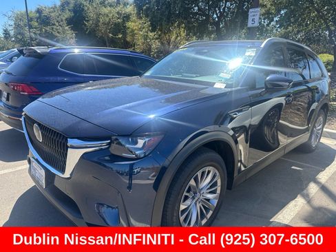 Used 2024 MAZDA CX-90 Plug-In Hybrid w/ Preferred AWD/4WD image 2