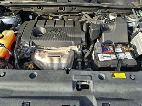 Used 2011 Toyota RAV4 2WD w/ Base L4 Extra Value Pkg image 27