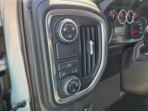 Used 2019 Chevrolet Silverado 1500 LT w/ Texas Edition image 12