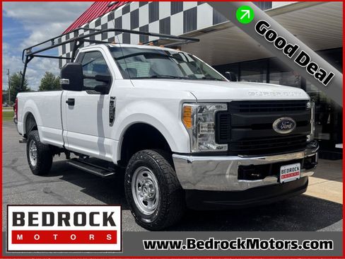 Used 2017 Ford F250 XL w/ Power Equipment Group AWD/4WD image 1