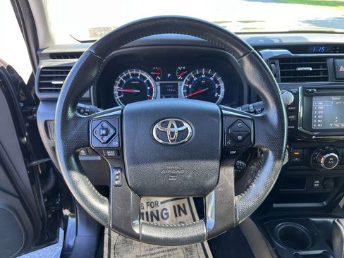 Used 2016 Toyota 4Runner Trail Premium AWD/4WD image 15