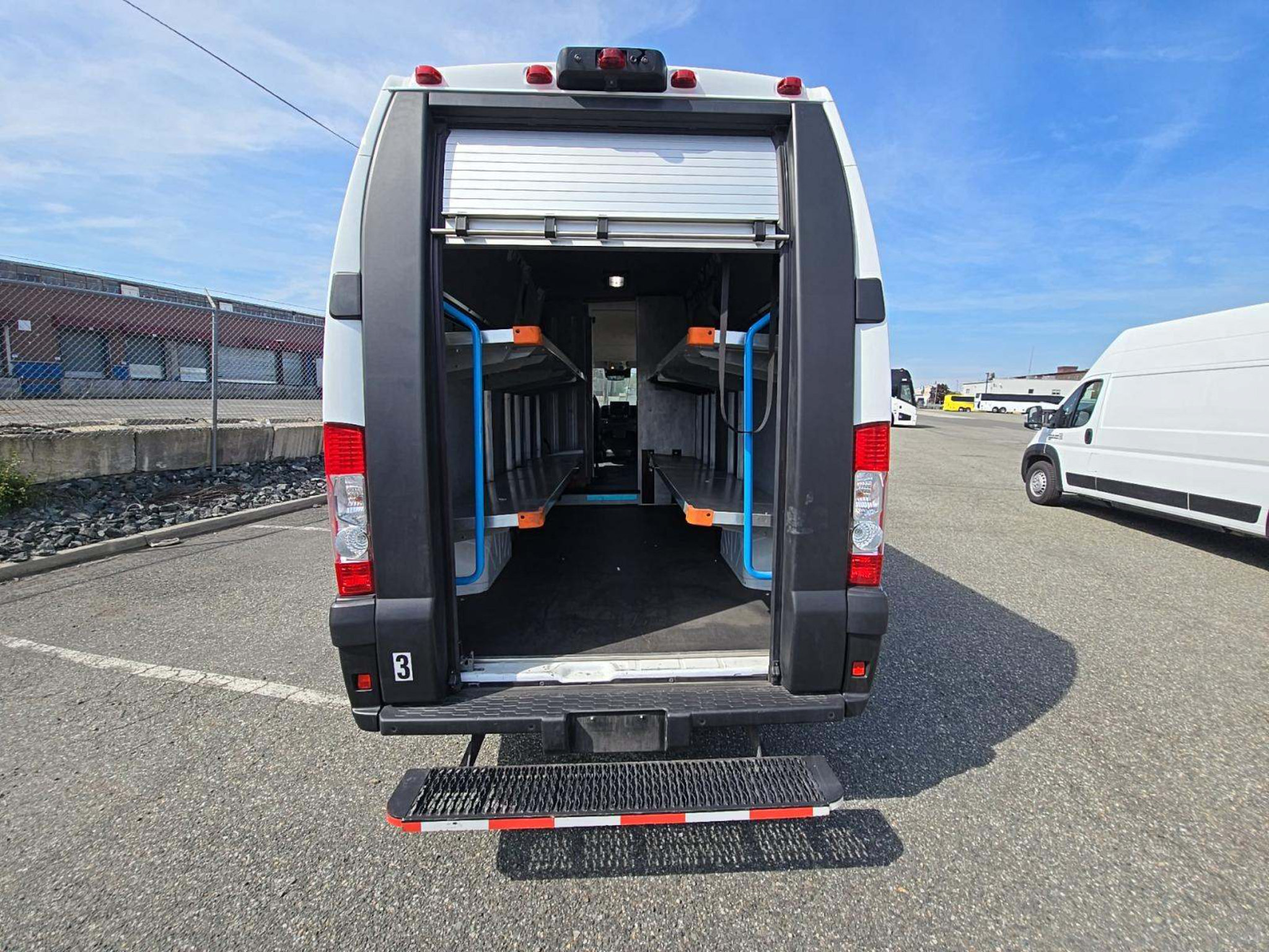 Used 2024 RAM ProMaster 3500 w/ Delivery Van Package FWD image 6