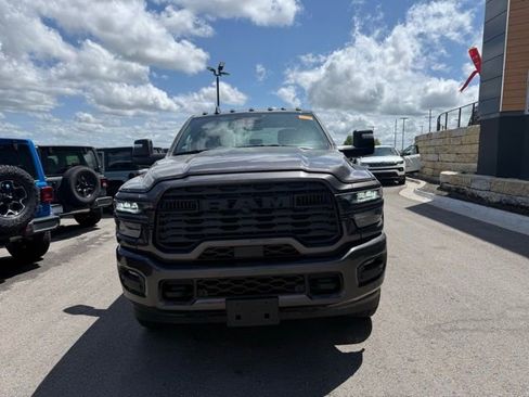 Used 2025 RAM 2500 Big Horn AWD/4WD image 8