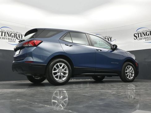 Used 2024 Chevrolet Equinox LS w/ Driver Confidence II Package FWD image 35