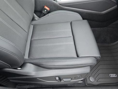 Used 2025 Audi Q5 Premium Plus image 18