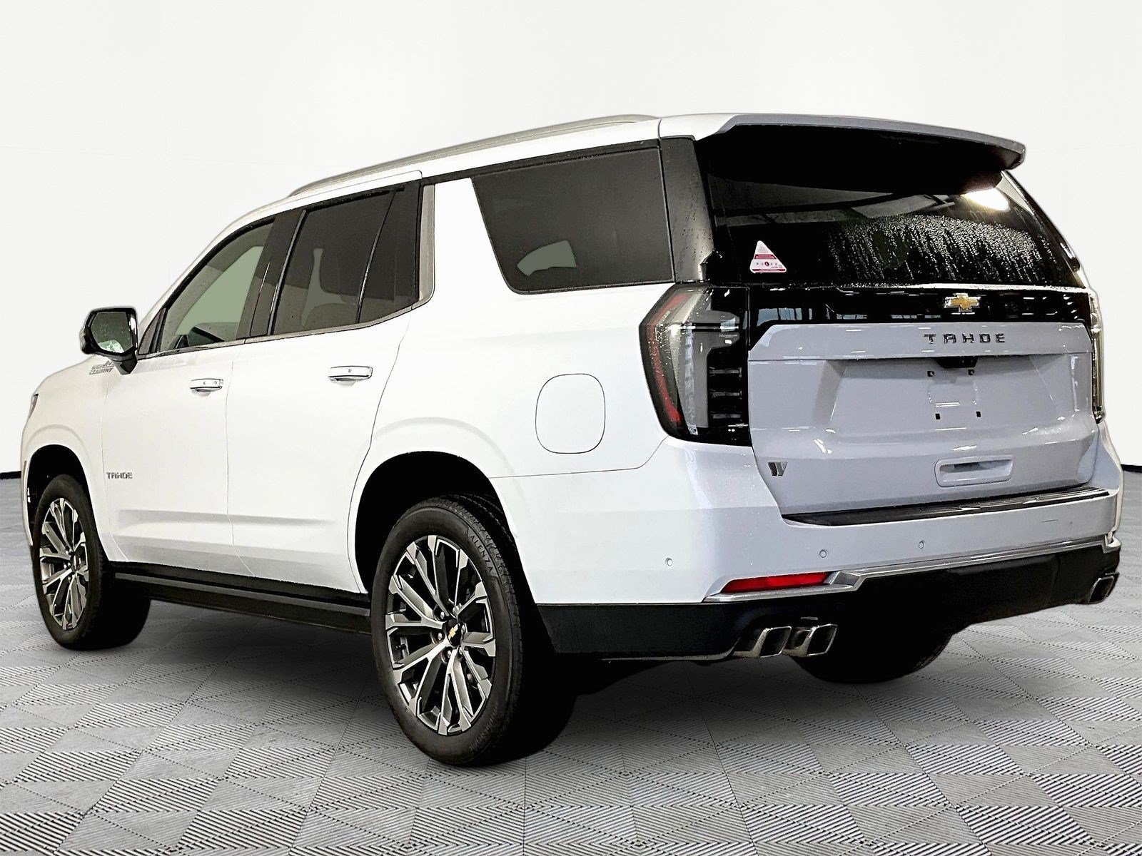 New 2026 Chevrolet Tahoe High Country AWD/4WD image 4