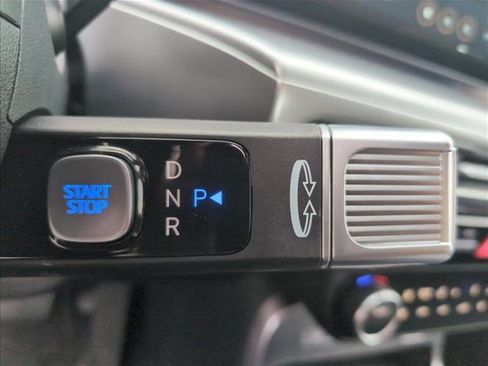 New 2026 Hyundai Ioniq 9 Limited image 15