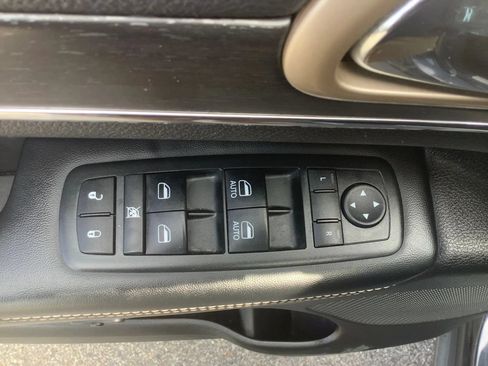 Used 2015 Jeep Grand Cherokee Limited AWD/4WD image 32