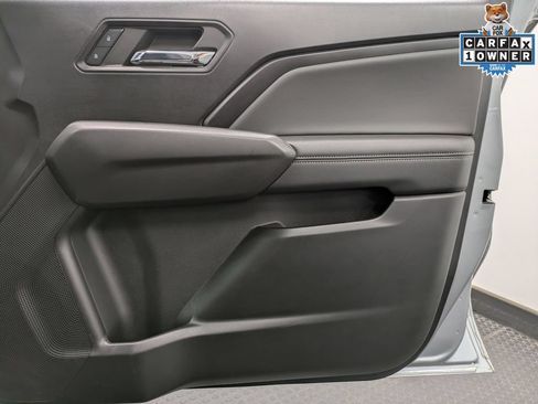 Used 2023 Chevrolet Colorado LT w/ LT Convenience Package III AWD/4WD image 28