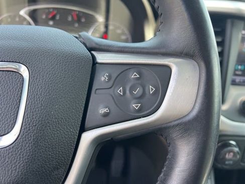 Used 2017 GMC Acadia SLT FWD image 15