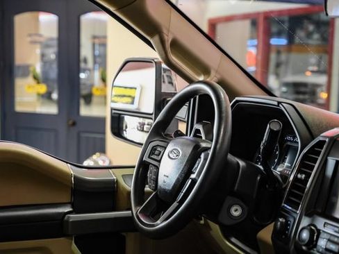 Used 2021 Ford F250 XLT w/ XLT Premium Package AWD/4WD image 14