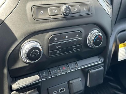 Used 2025 GMC Sierra 2500 Pro image 12