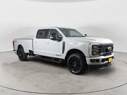 Certified 2025 Ford F350 Lariat w/ Black Appearance Package AWD/4WD image 7