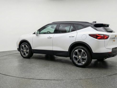 Used 2025 Chevrolet Blazer LT image 6