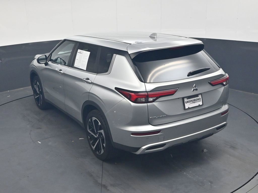 Used 2024 Mitsubishi Outlander SE FWD image 29