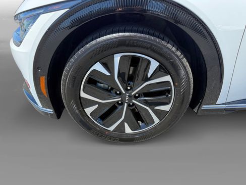 Used 2023 Kia EV6 Wind w/ Wind Technology Package RWD image 9