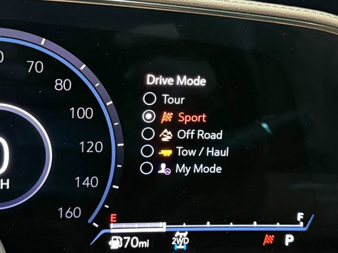 Used 2023 Cadillac Escalade Sport w/ Touring Package image 29