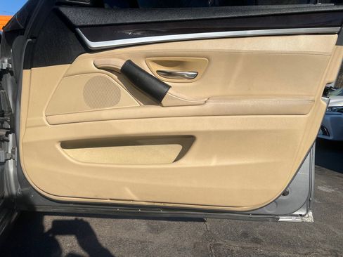 Used 2011 BMW 528i Sedan image 13