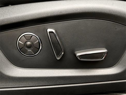 Used 2020 Ford Explorer ST w/ ST Street Pack image 30