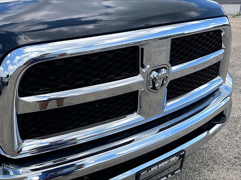 Used 2017 RAM 2500 Tradesman w/ Chrome Appearance Group AWD/4WD image 29