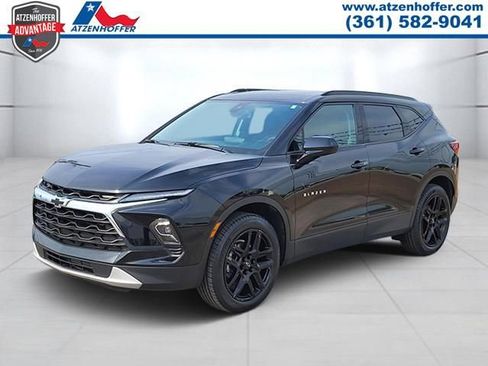 Certified 2023 Chevrolet Blazer LT w/ Convenience Package FWD image 3