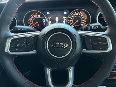 Used 2023 Jeep Wrangler Unlimited Rubicon w/ Xtreme 35 Tire Package AWD/4WD image 23