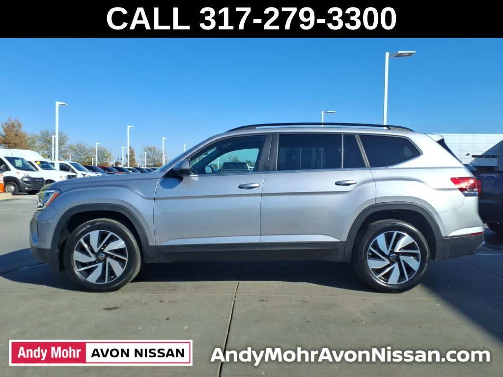 Used 2024 Volkswagen Atlas SE AWD/4WD image 5