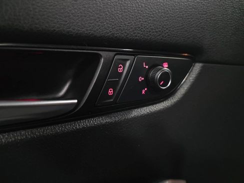 Used 2022 Volkswagen Passat 2.0T image 30