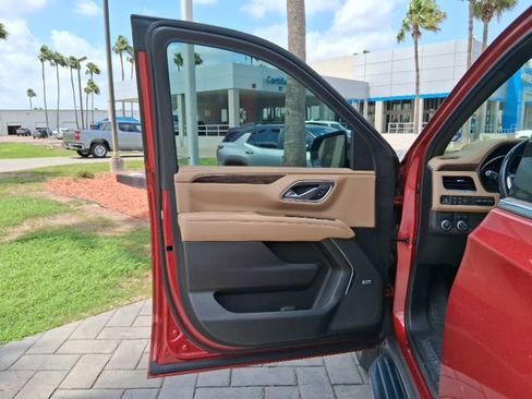 Used 2023 Chevrolet Tahoe Premier w/ Texas Edition RWD image 17