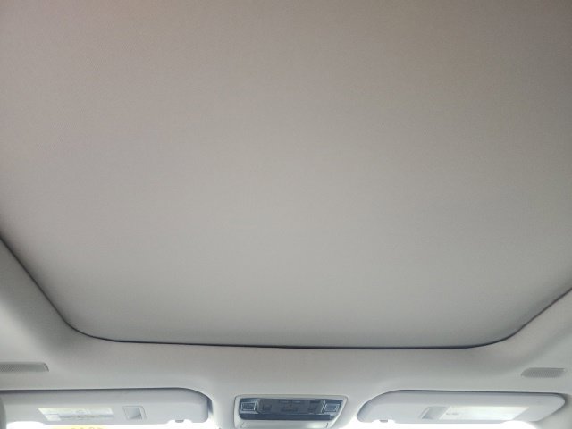 Used 2025 Toyota Grand Highlander FWD image 14